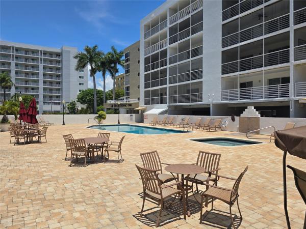 Le Frontenac, 17801 N Bay Rd 301, Sunny Isles Beach, Florida 33160, image 1