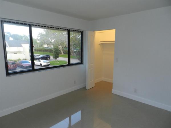 73 Deer Creek Rd #103, Deerfield Beach, Florida 33442, image 3