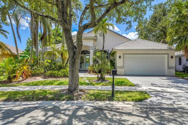 Lakewood, 3039 Lakewood Dr, Weston, Florida 33332, image 1
