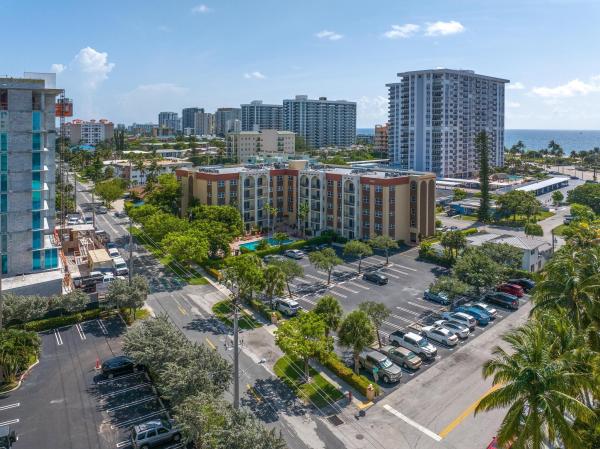 Lado Del Rio, 400 N Riverside Dr #404, Pompano Beach, Florida 33062, image 1