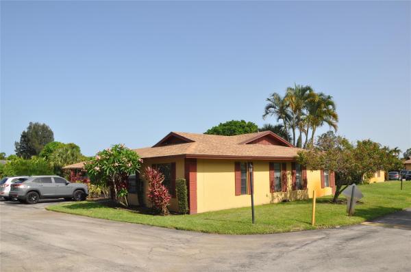 Ashley Villas, 4306 Royal Banyan Way #C-9, Lake Worth Beach, Florida 33461, image 1