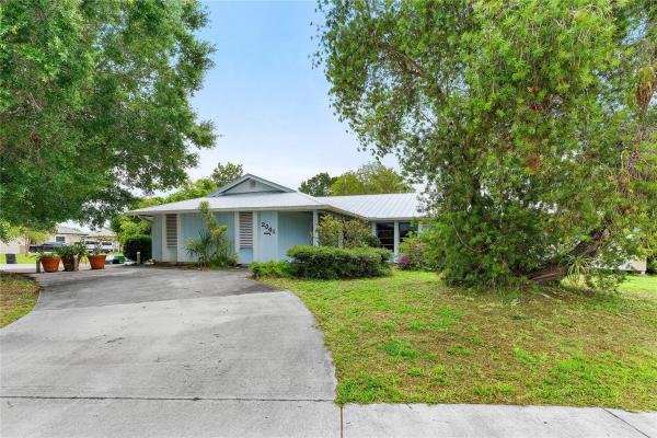 2041 SE Floresta Dr, Port St. Lucie, Florida 34984, image 1