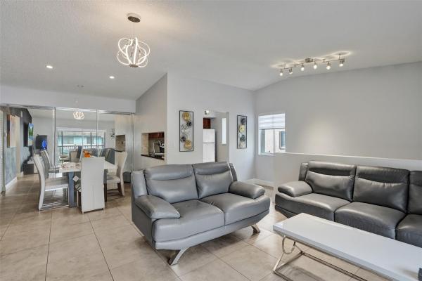 The Lakes Of Oakland Forest, 2725 S Oakland Forest Dr #202, Oakland Park, Florida 33309, image 1