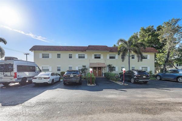 5621 SW 2nd Ct #201, Margate, Florida 33068, image 1