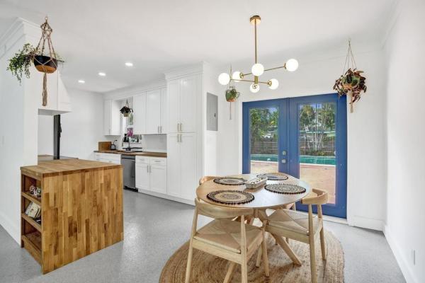 Lakeway, 810 SW 26th Ct, Fort Lauderdale, Florida 33315, image 1