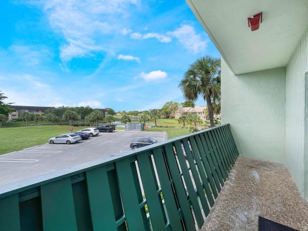 Sun & Lake, 8921 NW 28th Dr #B, Coral Springs, Florida 33065, image 1