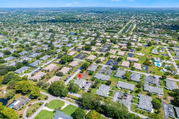 High Point Of Delray 3, 925 S Drive Ter #B, Delray Beach, Florida 33445, image 2