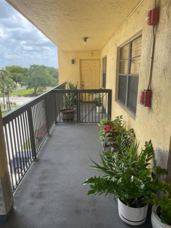 Isles Of Inverrary, 6475 W Oakland Park Blvd #401, Lauderhill, Florida 33313, image 1