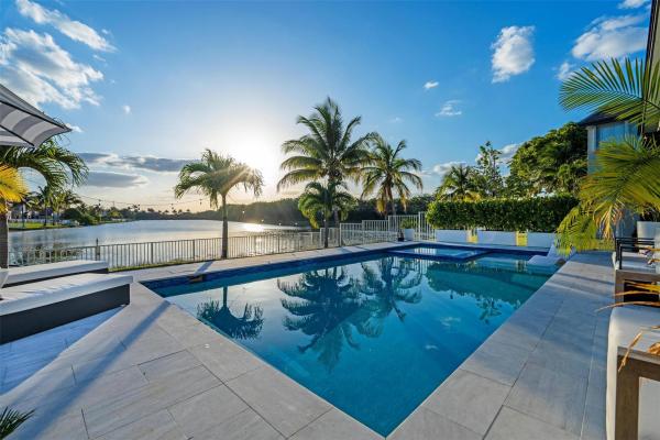 Emerald Sound At Silver Lakes, 226 SW 180th Ave, Pembroke Pines, Florida 33029, image 1