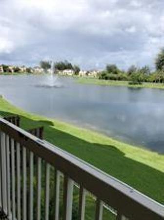 Villas At Lakeview, 5200 NW 31st Ave #39, Fort Lauderdale, Florida 33309, image 1