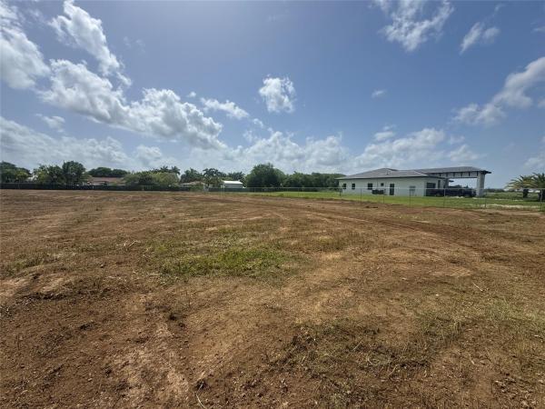 23880 SW 209 Pl, Unincorporated Dade County, Florida 33031, image 1