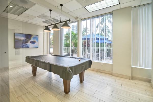 Oceanview A, 19390 Collins Ave #212, Sunny Isles Beach, Florida 33160, image 2