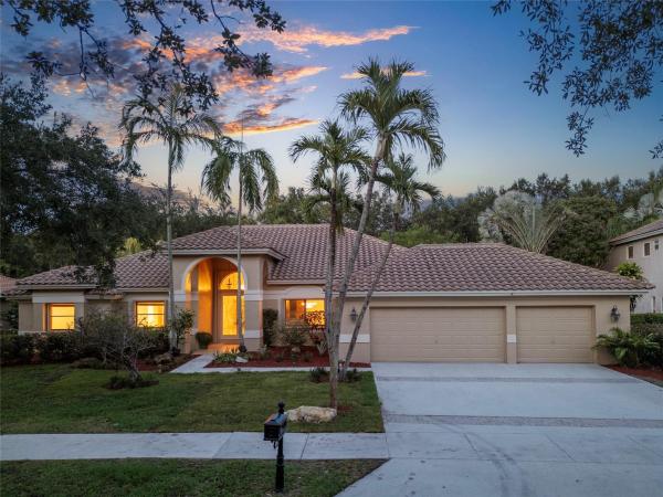 Tequesta At Country Isles, 1280 Manor Ct, Weston, Florida 33326, image 1