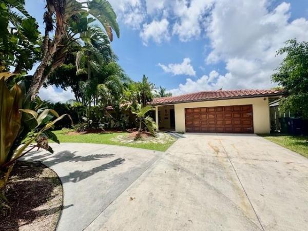 Coral Springs Lakes, 3720 Coral Hills Dr, Coral Springs, Florida 33065, image 1