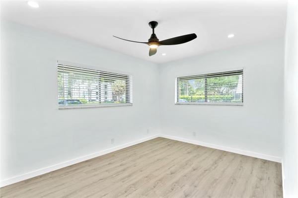 Centre Hill Courts, 825 NW 13th St #1010, Boca Raton, Florida 33486, image 2
