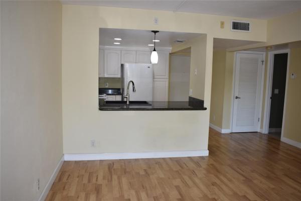 River Reach, 1000 River Reach Dr #215, Fort Lauderdale, Florida 33315, image 3