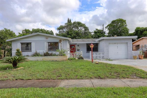 Holiday Village, 4211 NW 24th St, Lauderhill, Florida 33313, image 1