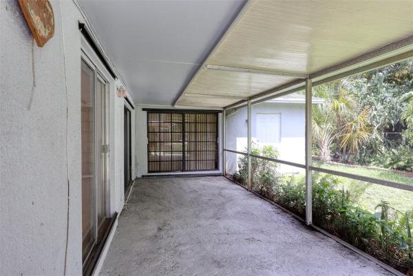 Holiday Village, 4211 NW 24th St, Lauderhill, Florida 33313, image 2