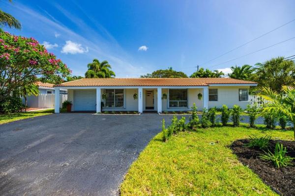 Randall Manor, 2021 NE 31st Ct, Lighthouse Point, Florida 33064, image 1