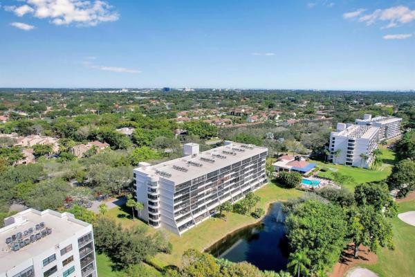 The Glens, 6620 Boca Del Mar Dr #108, Boca Raton, Florida 33433, image 3