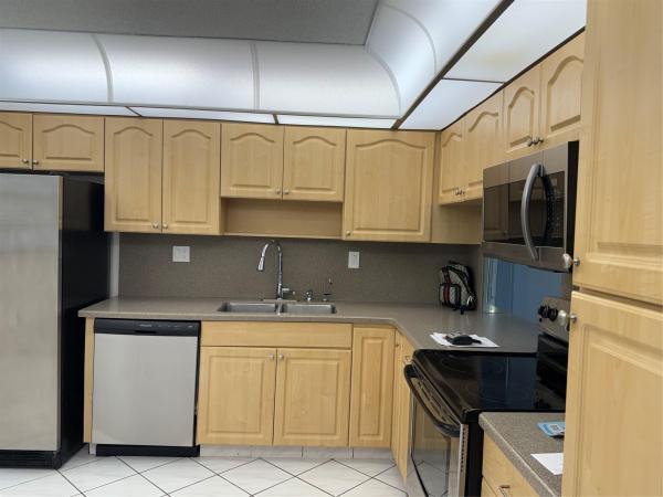 Lakes Of Carriage Hills, 4930 E Sabal Palm Blvd #402, Tamarac, Florida 33319, image 1
