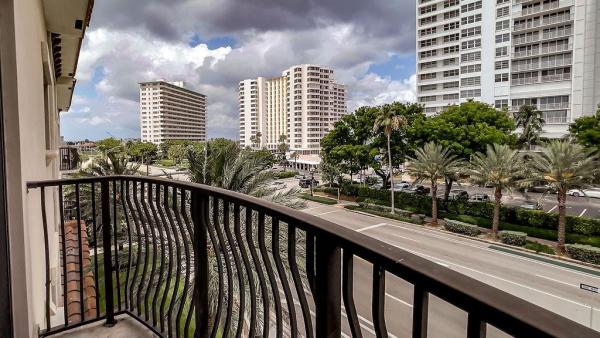 4241 N Ocean Blvd #301, Fort Lauderdale, Florida 33308, image 1