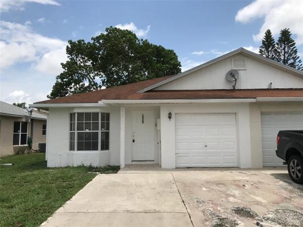 The Courts At Boynton Place, 10400 Boynton Place Cir, Boynton Beach, Florida 33437, image 1