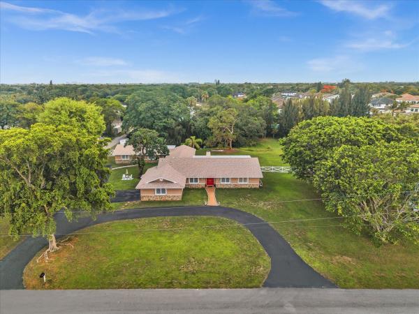 Sunshine Acres, 5310 SW 109th Ave, Davie, Florida 33328, image 1