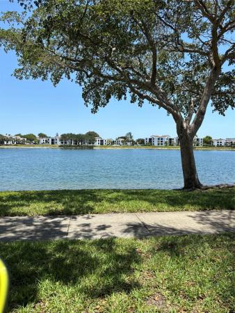 Lake Pointe, 201 W Lake Pointe Dr #107, Oakland Park, Florida 33309, image 1
