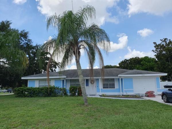 Parks Edge, 702 SW Belmont Cir, Port St. Lucie, Florida 34953, image 1