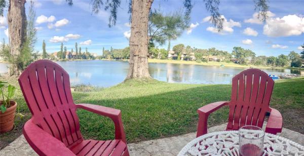 The Hills Of Inverrary, 5621 Hammock Ln #124, Lauderhill, Florida 33319, image 2