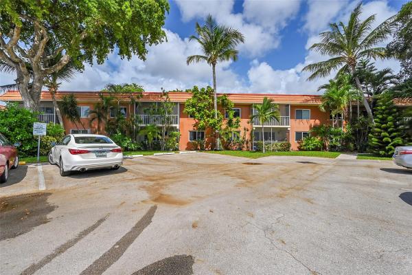 Manor Grove Village, 1920 NE 1st Ter #212, Wilton Manors, Florida 33305, image 1