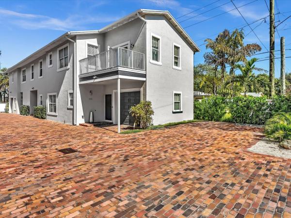 Poinciana Court Townhomes, 301 SE 22nd St, Fort Lauderdale, Florida 33316, image 1