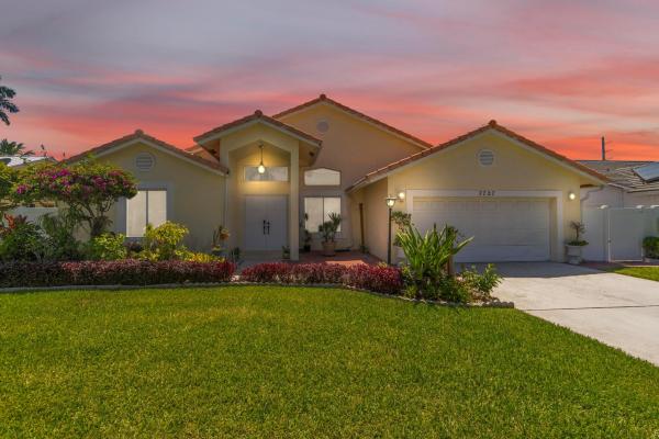 7727 Texas Trl, Palm Beach, Florida 33487, image 1