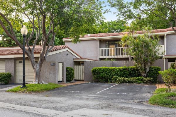 2305 Saint Andrews Rd #129, Hollywood, Florida 33021, image 1
