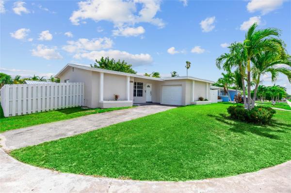 Sunrise Golf Village, 8360 NW 29th St, Sunrise, Florida 33322, image 1