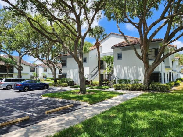 Alexandra Village, 5395 Firenze Dr #M, Boynton Beach, Florida 33437, image 1
