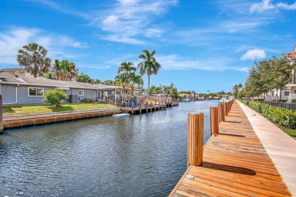 Aqua Bella, 4444 E Aqua Bella Ln, Dania Beach, Florida 33312, image 3