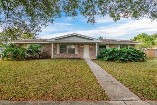 Mirror Lake Estates, 1401 NW 73rd, Plantation, Florida 33313, image 1