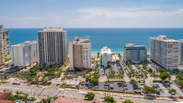 The Galleon, 4100 Galt Ocean Dr #606, Fort Lauderdale, Florida 33308, image 1