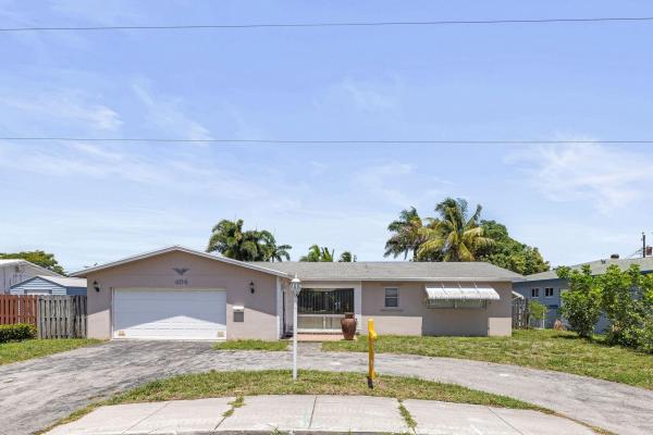 Deerfield Beach Gardens, 404 SE 7th Ave, Deerfield Beach, Florida 33441, image 1