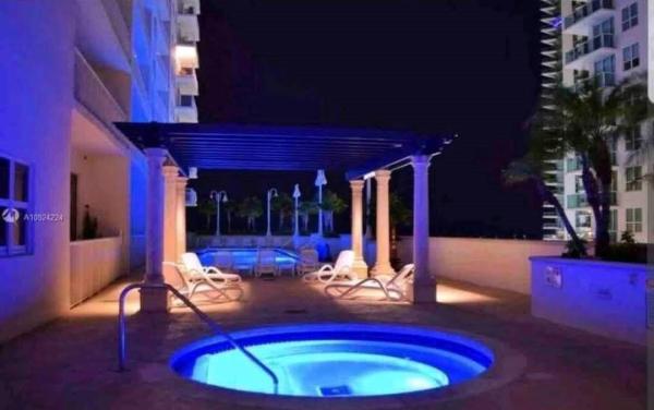 The Club At Brickell Bay, 1200 Brickell Bay Dr #2321, Miami, Florida 33131, image 1