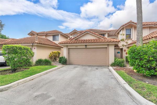 10856 Cypress Glen Dr #10856, Coral Springs, Florida 33071, image 1