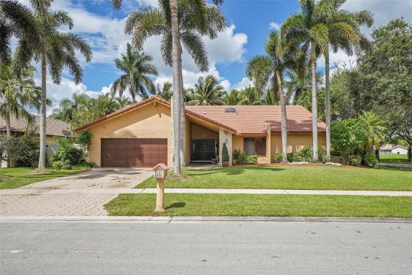 Jacaranda Lakes, 1581 NW 100th Way, Plantation, Florida 33322, image 1