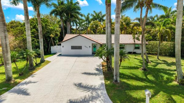 Seligman Durango West, 5021 SW 201st Ter, Southwest Ranches, Florida 33332, image 1