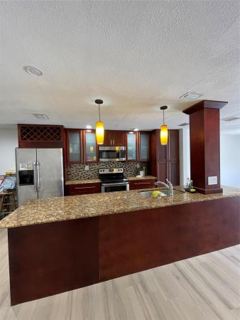 8216 NW 8th St #3, Fort Lauderdale, Florida 33324, image 1