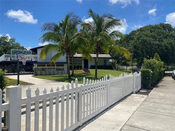 2101 SW 33rd Ave, Fort Lauderdale, Florida 33312, image 1