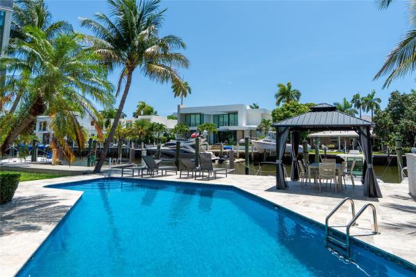 Island House East, 40 W Isle Of Venice Dr #2, Fort Lauderdale, Florida 33301, image 1