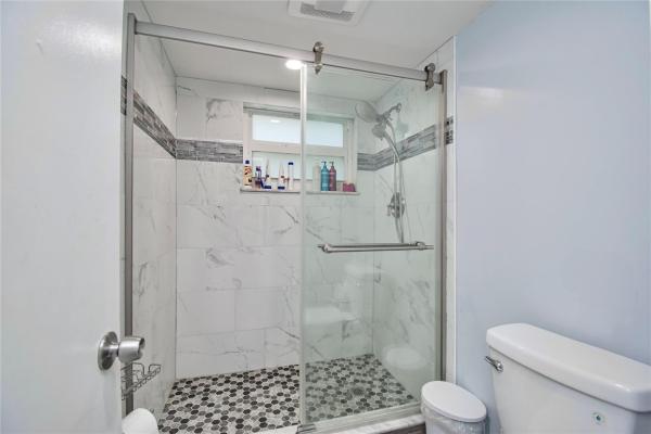 Tangerine Of Pine Island Ridge, 9410 Tangerine Pl #207, Davie, Florida 33324, image 2