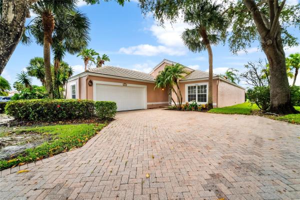 Hampton Fairways At Indian Spring, 11824 Fountainside Cir, Boynton Beach, Florida 33437, image 1
